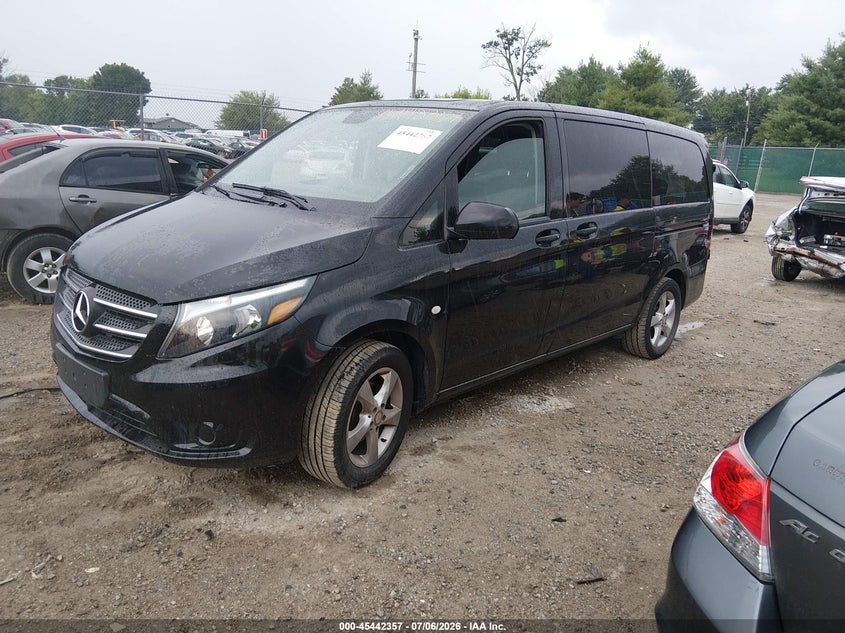 2018 Mercedes-benz Metris VIN WD4PG2EEXJ3404200 IAAI salvage auction — REAR END, Salvage Title, sold $7,600 on 2026-08-03 (photo 2)