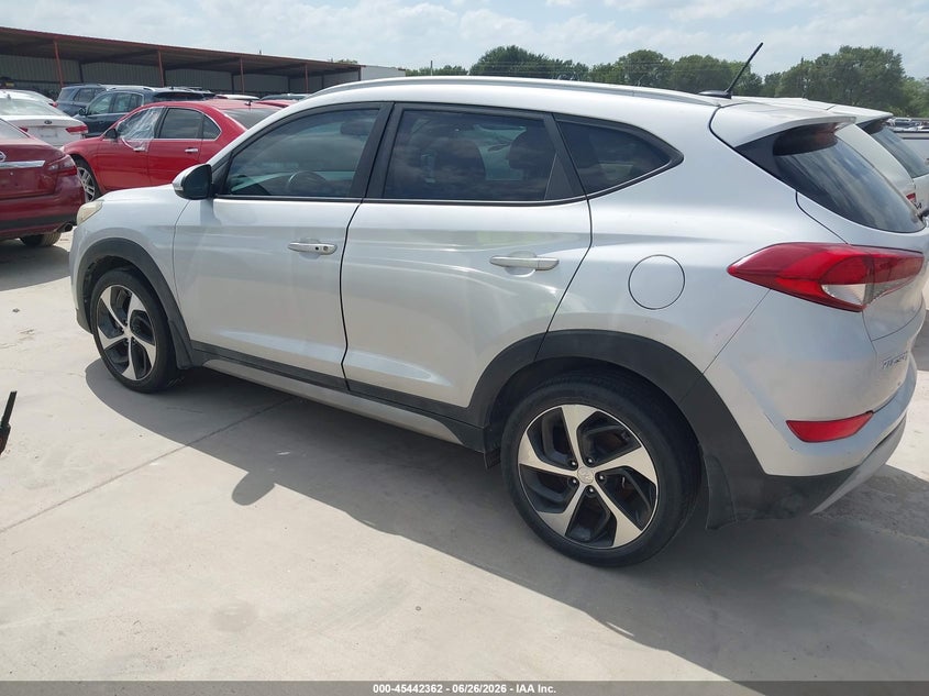 2017 Hyundai Tucson VIN KM8J33A29HU274004 IAAI salvage auction — NORMAL WEAR, Original (Texas), sold $3,100 on 2026-07-28 (photo 3)