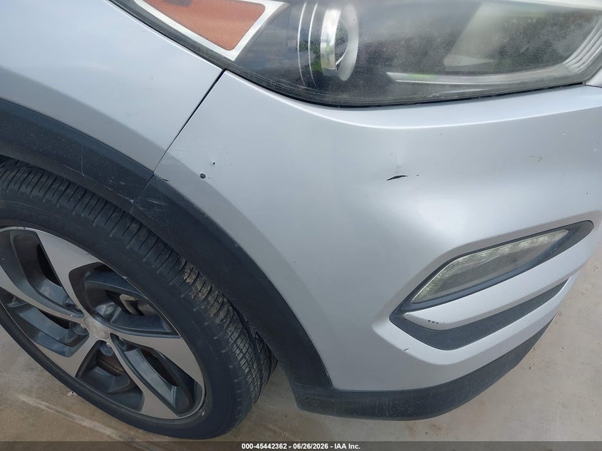 2017 Hyundai Tucson VIN KM8J33A29HU274004 IAAI salvage auction — NORMAL WEAR, Original (Texas), sold $3,100 on 2026-07-28 (photo 6)