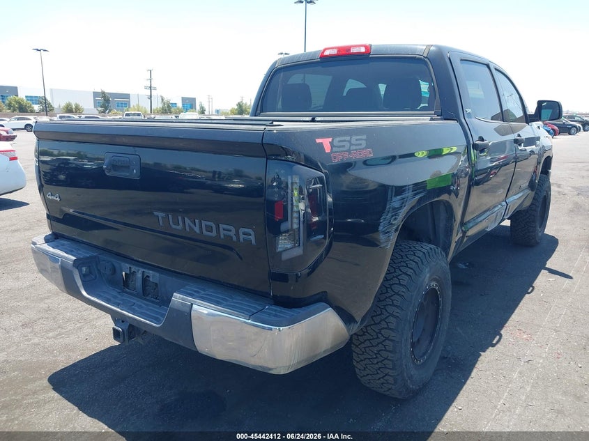 2016 Toyota Tundra VIN 5TFDW5F18GX508747 IAAI salvage auction — SIDE, Salvage Title, sold $10,000 on 2026-07-08 (photo 4)