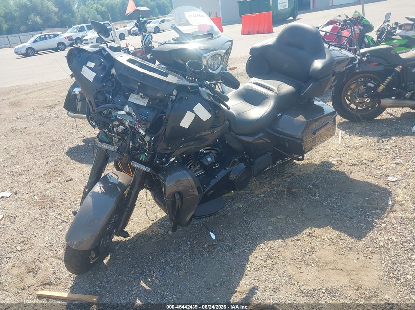 2023 Harley-davidson Electra glide VIN 1HD1KEF1XPB620542 IAAI salvage auction — FRONT END, Salvage (Utah), sold $9,350 on 2026-07-08 (photo 2)