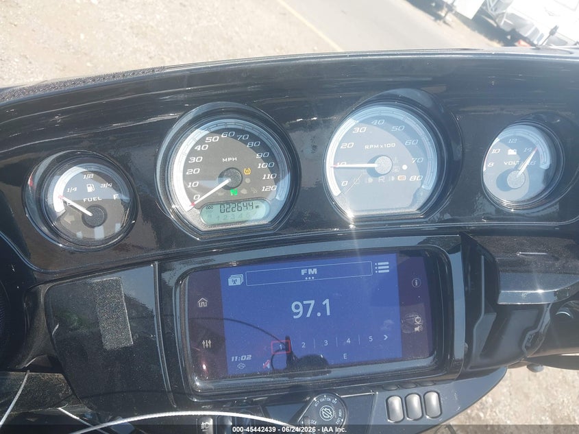 2023 Harley-davidson Electra glide VIN 1HD1KEF1XPB620542 IAAI salvage auction — FRONT END, Salvage (Utah), sold $9,350 on 2026-07-08 (photo 7)