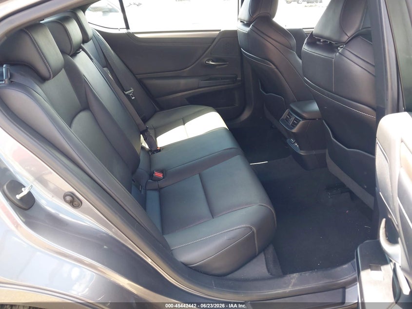 2021 Lexus ES VIN 58AGZ1B12MU103424 IAAI salvage auction — FRONT END, Wait Title, sold $16,100 on 2026-09-03 (photo 8)