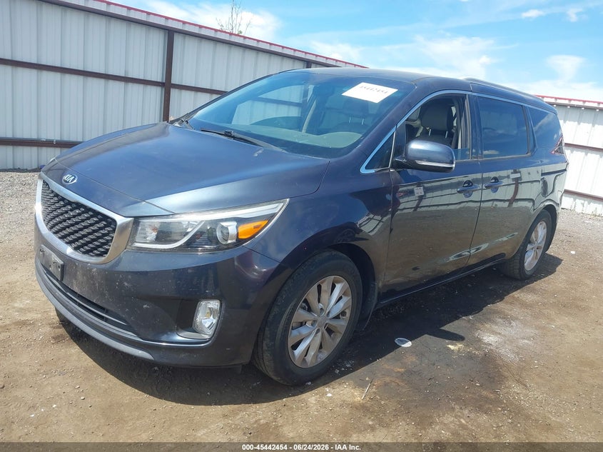 2016 Kia SEDONA VIN KNDMC5C1XG6110832 IAAI salvage auction — RIGHT FRONT, Bill Of Sale (Washington), sold $1,025 on 2026-07-14 (photo 2)