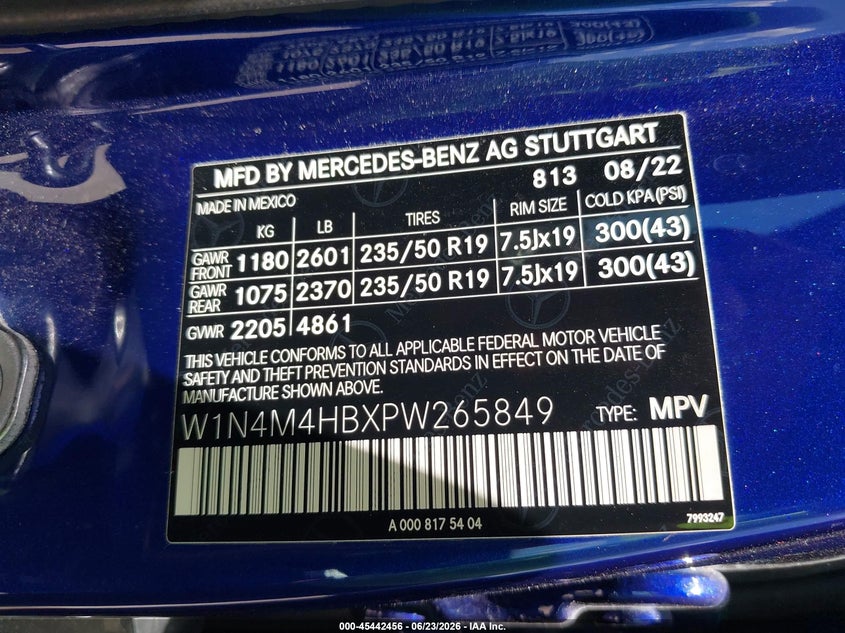 2023 Mercedes-benz Glb VIN W1N4M4HBXPW265849 IAAI salvage auction — WATER/FLOOD, Salvage Title, sold $8,000 on 2026-08-27 (photo 9)