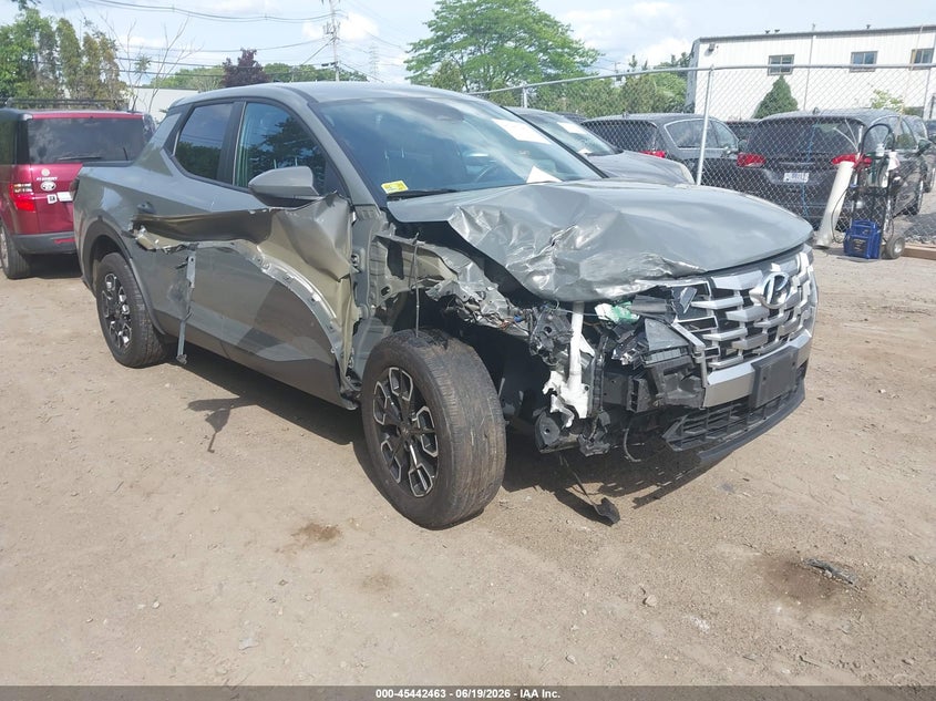 2023 Hyundai Santa cruz VIN 5NTJADAE7PH050315 IAAI salvage auction — SUSPENSION, Salvage Title, sold $3,050 on 2026-07-25 (photo 1)