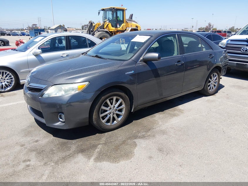 2011 Toyota Camry hybrid VIN 4T1BB3EK6BU133013 IAAI salvage auction — REAR END, Salvage (California), sold $1,750 on 2026-07-09 (photo 2)