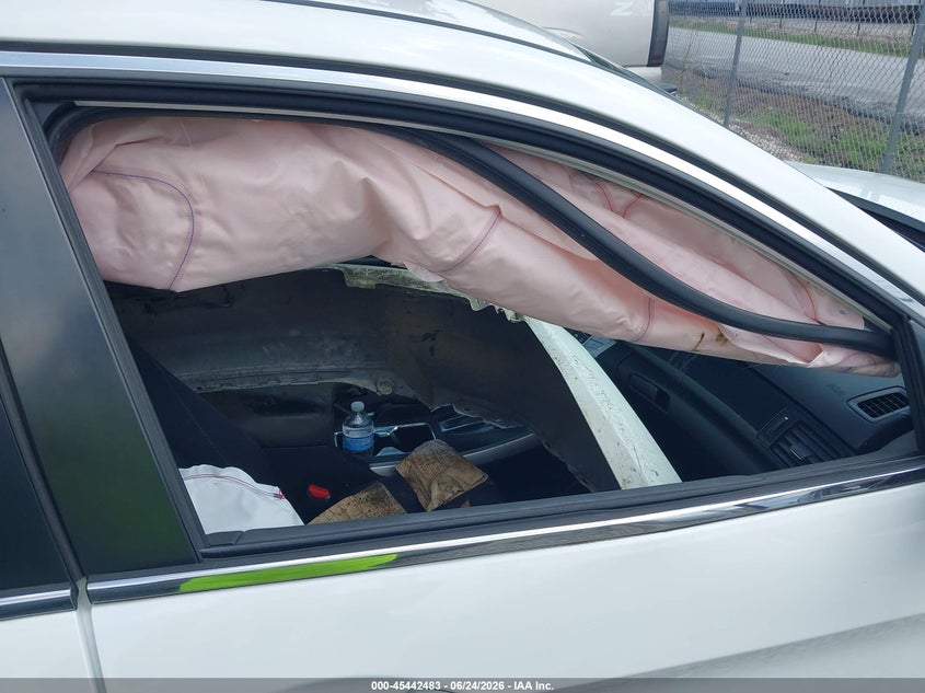 2015 Honda Accord VIN 1HGCR2F55FA036028 IAAI salvage auction — BIO HAZARD, Salvage (Texas), sold $450 on 2026-07-24 (photo 5)
