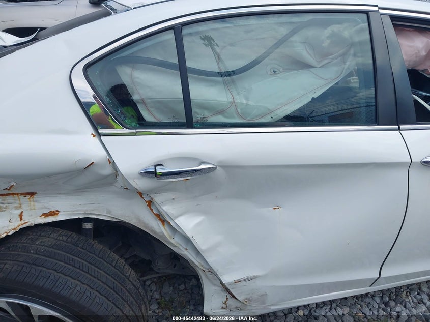 2015 Honda Accord VIN 1HGCR2F55FA036028 IAAI salvage auction — BIO HAZARD, Salvage (Texas), sold $450 on 2026-07-24 (photo 8)
