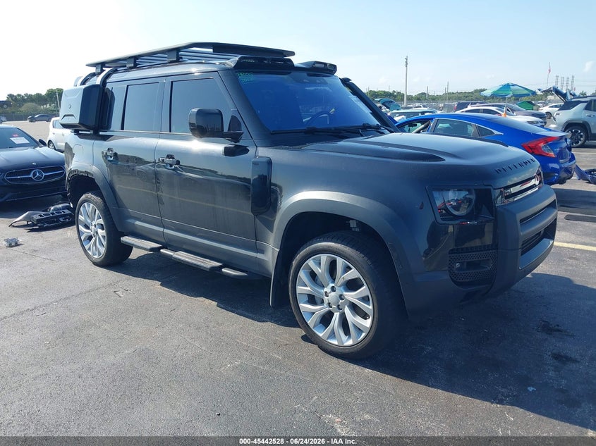 2020 Land rover Defender VIN SALE9EEU3L2017641 IAAI salvage auction — REAR END, Rebuildable (Florida), sold $28,500 on 2026-07-30 (photo 1)