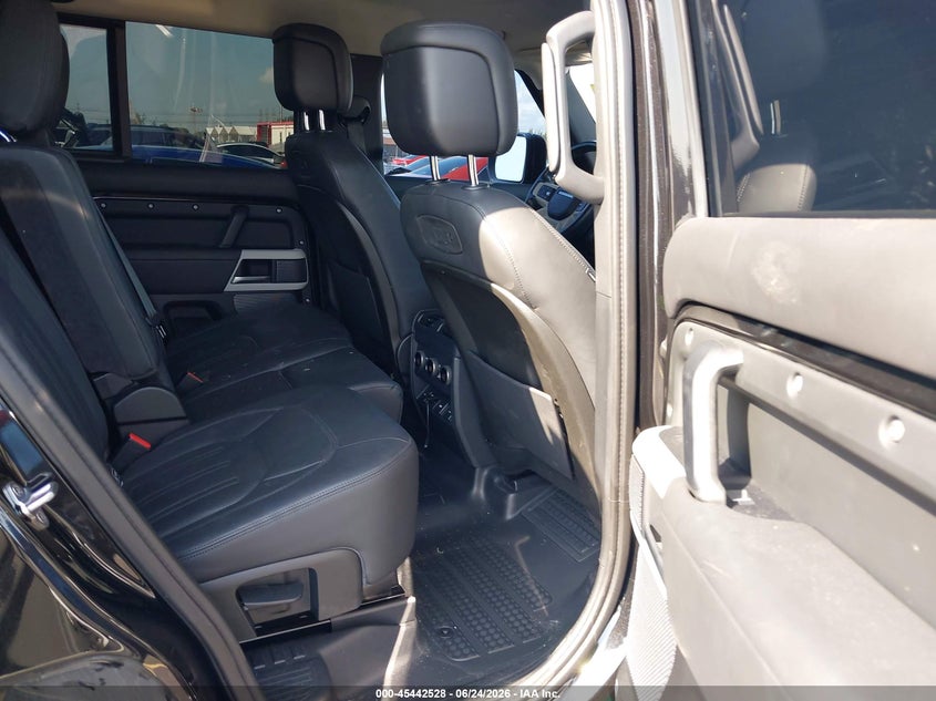 2020 Land rover Defender VIN SALE9EEU3L2017641 IAAI salvage auction — REAR END, Rebuildable (Florida), sold $28,500 on 2026-07-30 (photo 8)