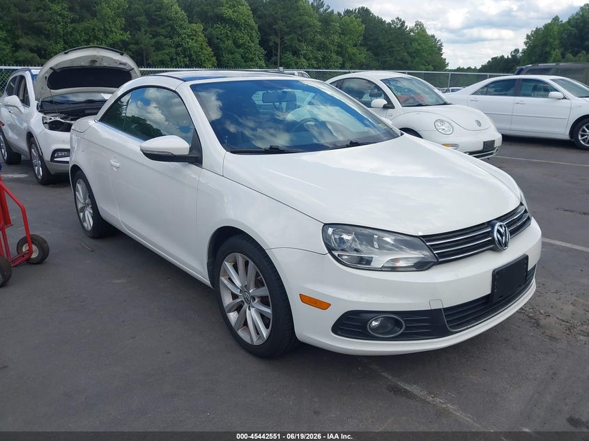 2013 Volkswagen Eos VIN WVWBW8AH2DV000956 IAAI salvage auction — NORMAL WEAR, Clear (North Carolina), sold $1,275 on 2026-07-22 (photo 1)