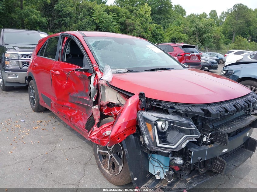 2025 Kia Niro VIN KNDCP3LE8S5248892 — IAAI salvage auction photo