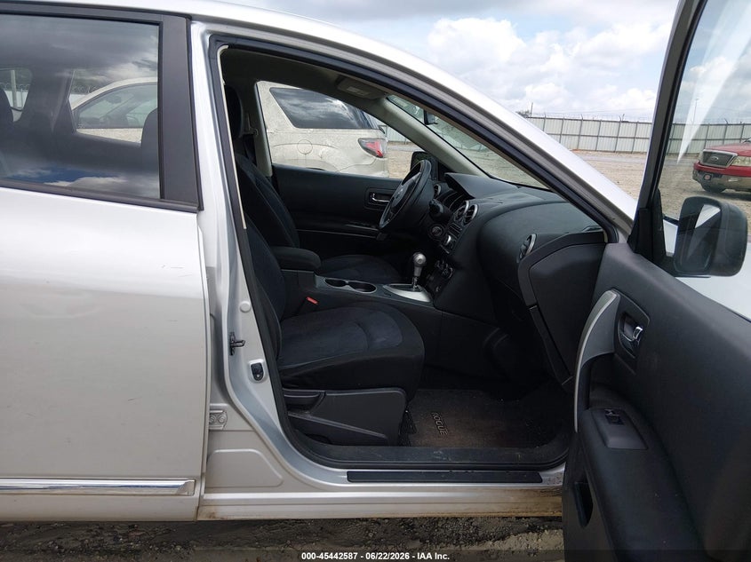2013 Nissan Rogue VIN JN8AS5MT4DW536991 IAAI salvage auction — NORMAL WEAR, Clear (Georgia), sold $300 on 2026-07-09 (photo 5)