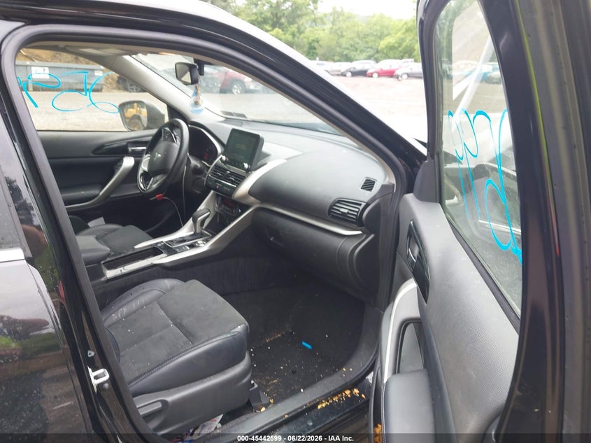 2025 Mitsubishi Eclipse cross VIN JA4ATWAA1SZ005416 IAAI salvage auction — FRONT END, Salvage Title, sold $1,450 on 2026-07-28 (photo 5)