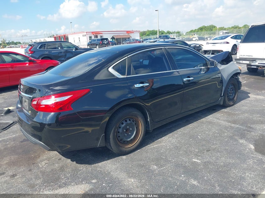 2017 Nissan Altima VIN 1N4AL3AP3HC489227 IAAI salvage auction — FRONT END, Rebuildable (Florida), sold $700 on 2026-09-10 (photo 4)
