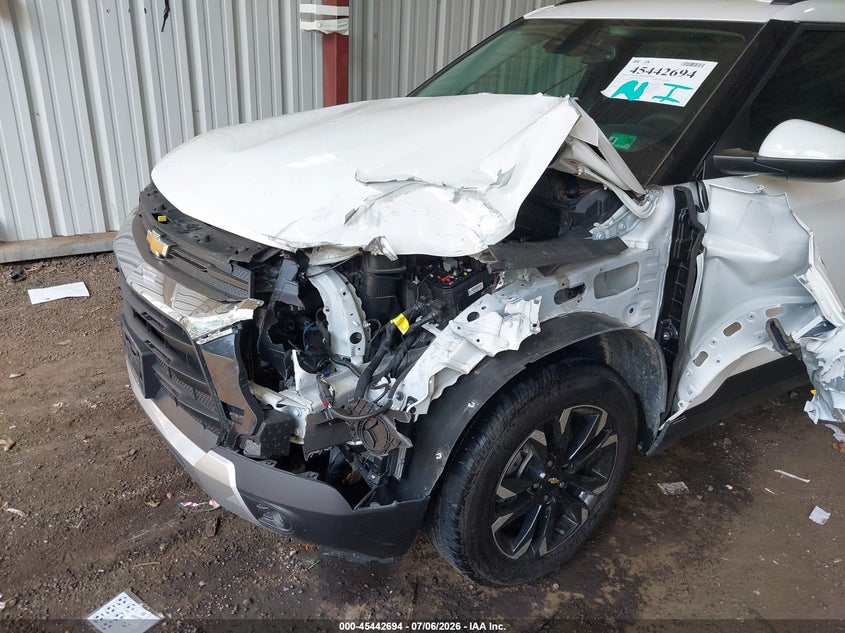 2023 Chevrolet Trailblazer VIN KL79MRSLXPB123534 IAAI salvage auction — FRONT END, Salvage Title, sold $2,050 on 2026-07-30 (photo 6)