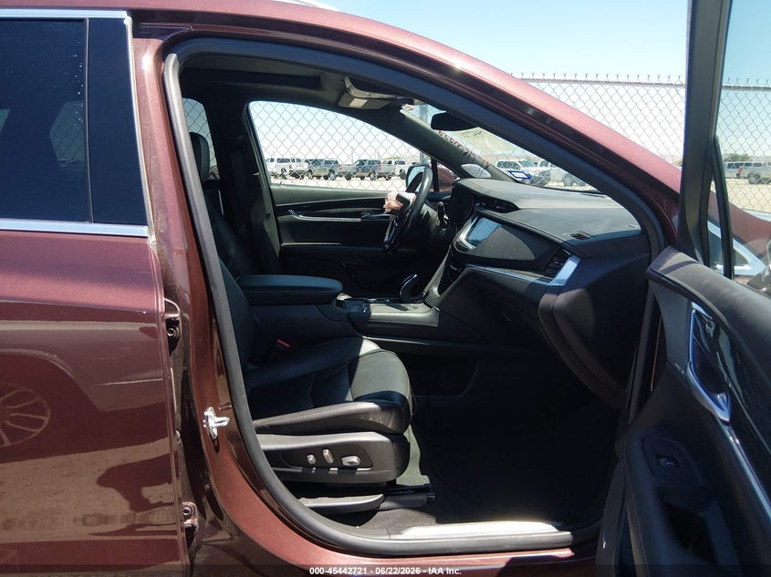 2023 Cadillac Xt5 VIN 1GYKNCRS6PZ191004 IAAI salvage auction — FRONT END, Original (Texas), sold $8,250 on 2026-09-09 (photo 5)
