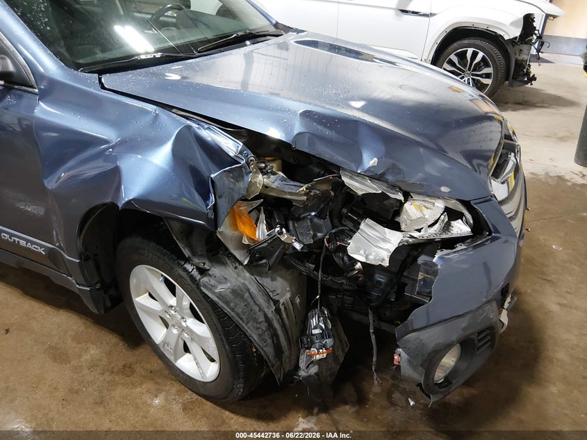 2013 Subaru Outback VIN 4S4BRCCC8D3255095 IAAI salvage auction — RIGHT FRONT, Salvage (North Dakota), sold $350 on 2026-07-10 (photo 6)