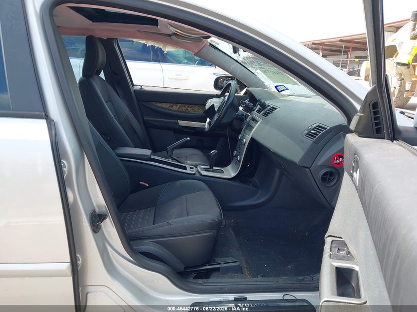 2009 Volvo S40 VIN YV1MS382492447798 IAAI salvage auction — LEFT SIDE, Salvage (Texas), sold $325 on 2026-08-04 (photo 5)