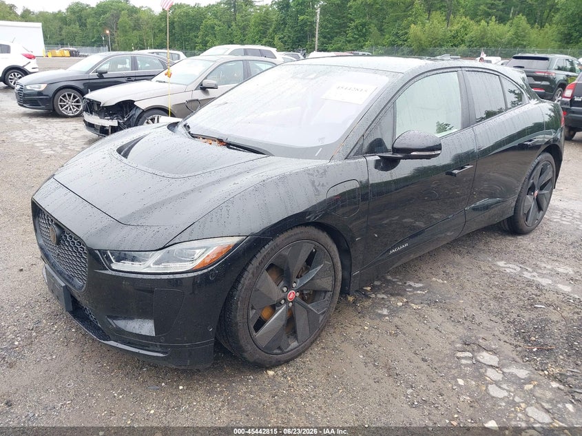2020 Jaguar I-pace VIN SADHD2S19L1F79276 IAAI salvage auction — RIGHT SIDE, Salvage (Massachusetts), sold $11,250 on 2026-08-20 (photo 2)