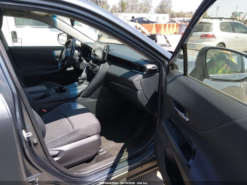 2022 Toyota Venza VIN JTEAAAAH0NJ117814 IAAI salvage auction — REAR END, Salvage Title, sold $12,800 on 2026-07-30 (photo 5)