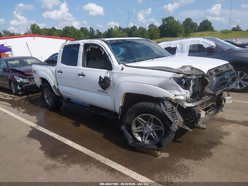 2012 Toyota Tacoma VIN 5TFJU4GN5CX027594 IAAI salvage auction — ROLLOVER, Salvage (Mississippi), sold $1,900 on 2026-07-23 (photo 1)