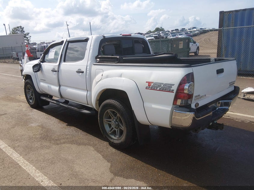 2012 Toyota Tacoma VIN 5TFJU4GN5CX027594 IAAI salvage auction — ROLLOVER, Salvage (Mississippi), sold $1,900 on 2026-07-23 (photo 3)