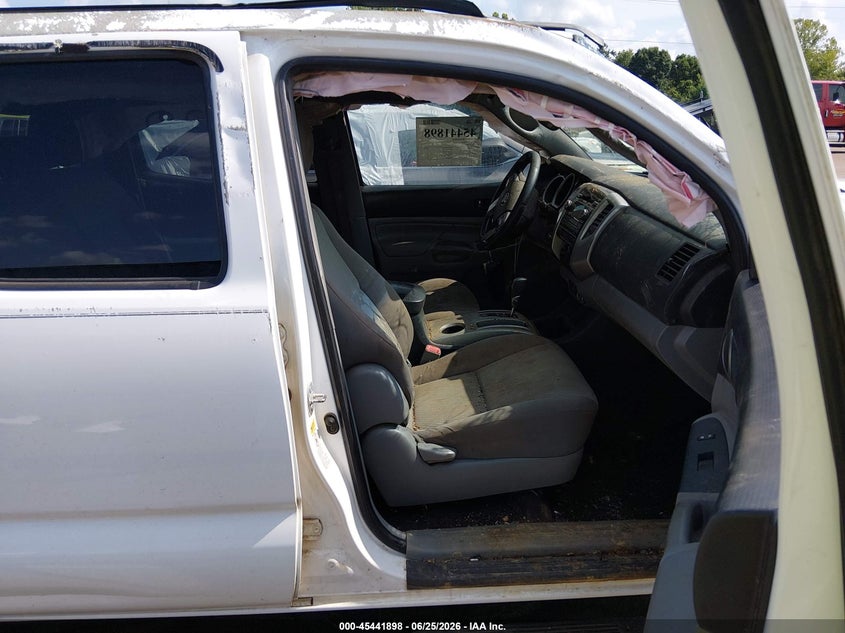 2012 Toyota Tacoma VIN 5TFJU4GN5CX027594 IAAI salvage auction — ROLLOVER, Salvage (Mississippi), sold $1,900 on 2026-07-23 (photo 5)