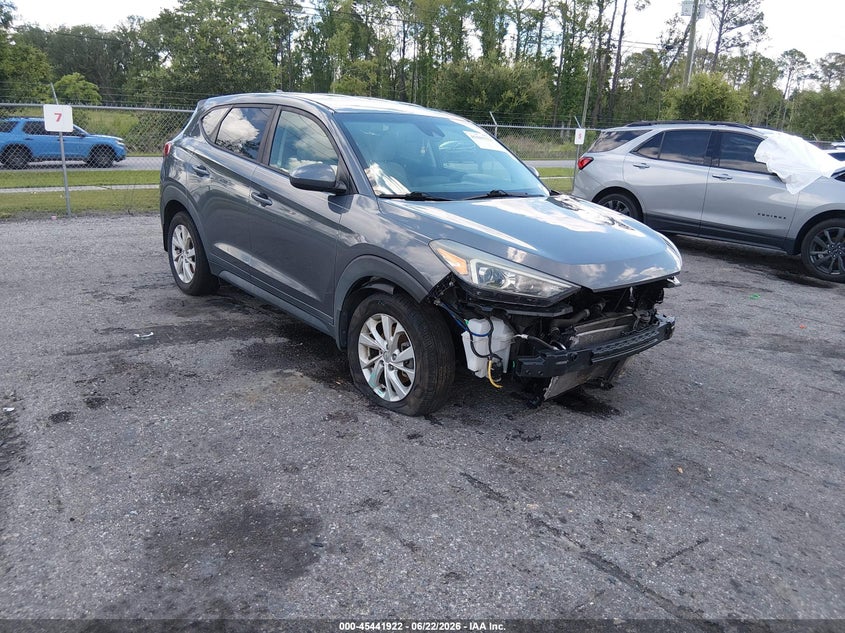2019 Hyundai Tucson VIN KM8J23A45KU884560 IAAI salvage auction — FRONT END, Rebuildable (Florida), sold $1,550 on 2026-07-28 (photo 1)