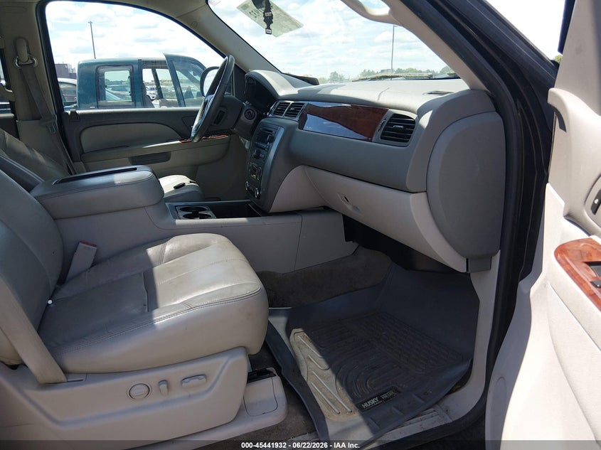 2011 Gmc Yukon VIN 1GKS2CE02BR256480 IAAI salvage auction — TRANSMISSION, Certificate Of Title (Montana), sold $600 on 2026-09-07 (photo 5)