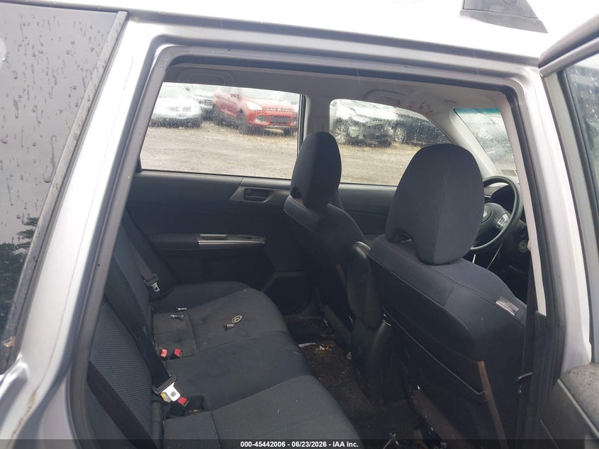 2013 Subaru Forester VIN JF2SHAAC9DH414242 IAAI salvage auction — NORMAL WEAR, Clear (Pennsylvania), sold $675 on 2026-07-31 (photo 8)