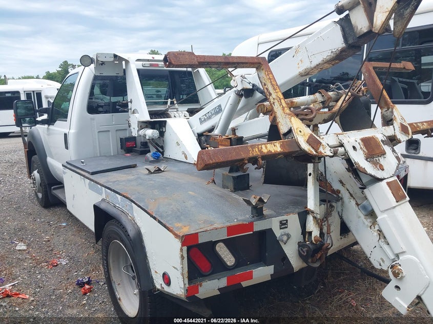 2014 Ford F550 VIN 1FDUF5HT2EEB42724 IAAI salvage auction — NORMAL WEAR, Clear (New York), sold $18,600 on 2026-07-07 (photo 3)