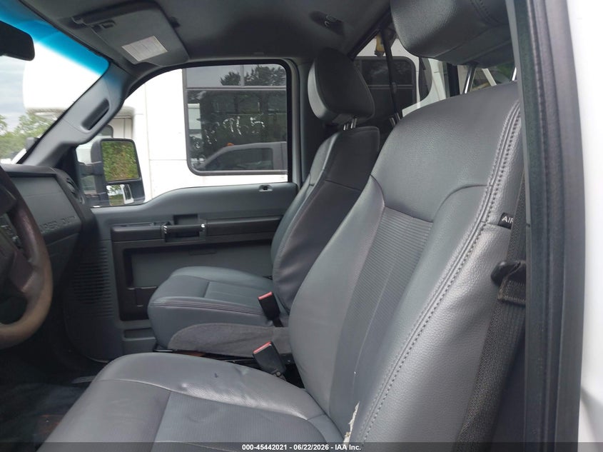 2014 Ford F550 VIN 1FDUF5HT2EEB42724 IAAI salvage auction — NORMAL WEAR, Clear (New York), sold $18,600 on 2026-07-07 (photo 6)
