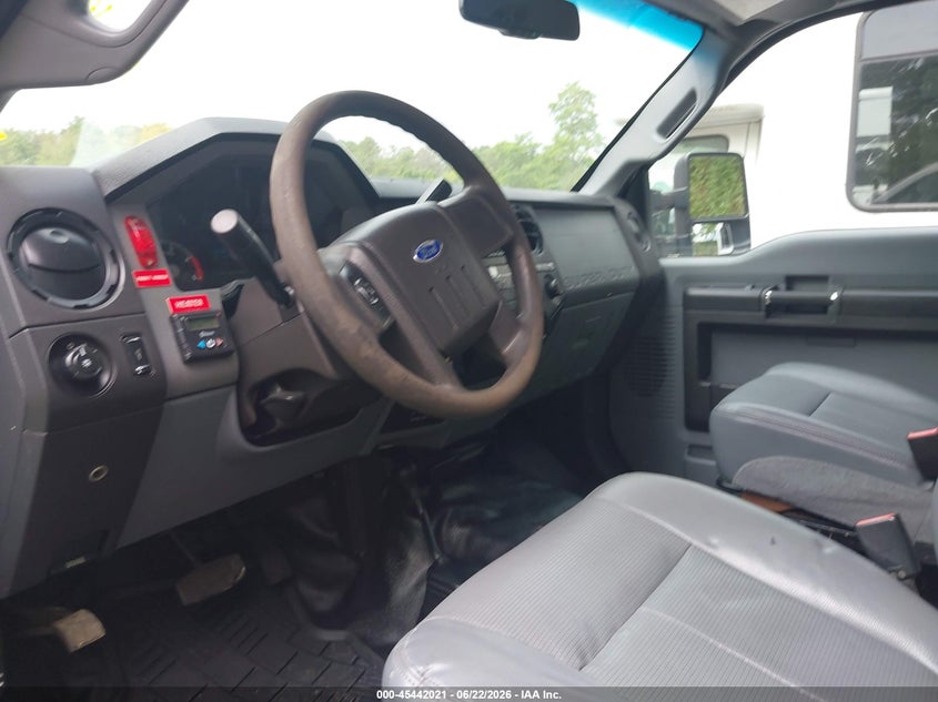 2014 Ford F550 VIN 1FDUF5HT2EEB42724 IAAI salvage auction — NORMAL WEAR, Clear (New York), sold $18,600 on 2026-07-07 (photo 7)