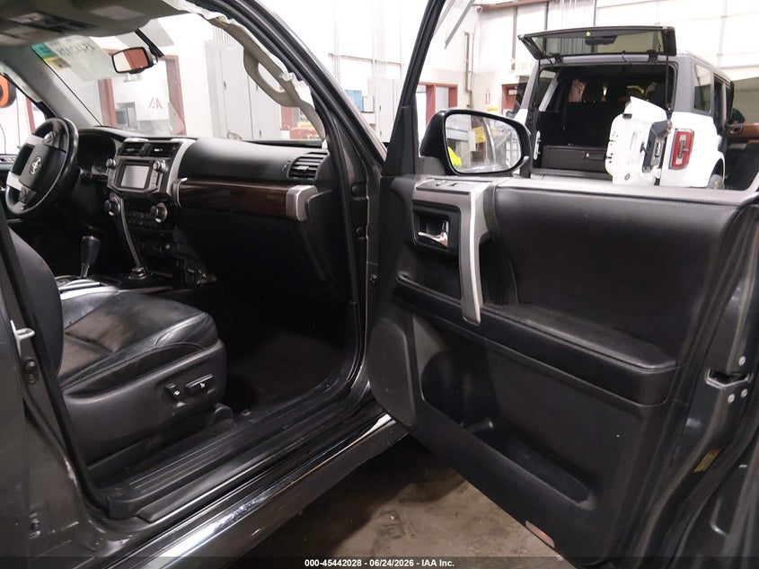 2017 Toyota 4runner VIN JTEBU5JR9H5412824 IAAI salvage auction — LEFT FRONT, Salvage (Idaho), sold $7,750 on 2026-07-17 (photo 5)