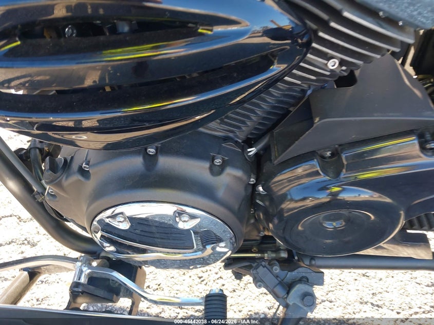 2013 Yamaha Xv VIN JYAVN01E4DA018515 IAAI salvage auction — LEFT SIDE, Salvage (Indiana), sold $1,225 on 2026-07-15 (photo 9)