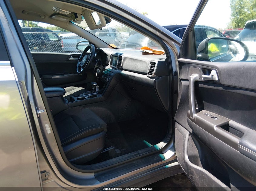 2017 Kia Sportage VIN KNDPMCAC5H7235977 IAAI salvage auction — FRONT END, Salvage (Ohio), sold $2,250 on 2026-07-28 (photo 5)