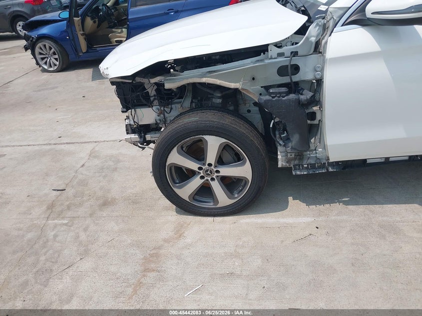 2019 Mercedes-benz Glc VIN WDC0G4JB9KF605552 IAAI salvage auction — FRONT END, Wait Title, sold $6,700 on 2026-08-21 (photo 6)