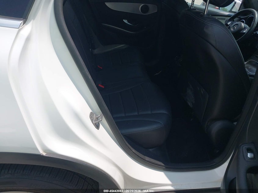 2019 Mercedes-benz Glc VIN WDC0G4JB9KF605552 IAAI salvage auction — FRONT END, Wait Title, sold $6,700 on 2026-08-21 (photo 8)