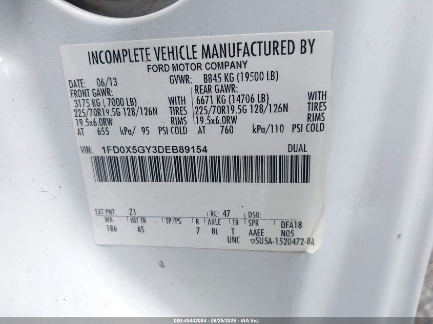 2013 Ford F-550 chassis VIN 1FD0X5GY3DEB89154 IAAI salvage auction — REPOSSESSION, Clear (North Carolina), sold $15,000 on 2026-07-17 (photo 8)