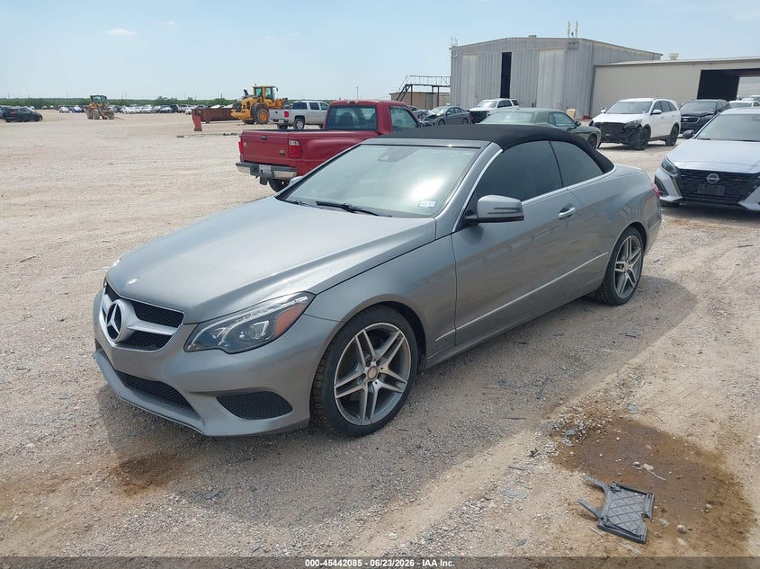 2014 Mercedes-benz E-klasse VIN WDDKK5KF3EF261926 IAAI salvage auction — VANDALISM, Original (Texas), sold $6,400 on 2026-07-30 (photo 2)