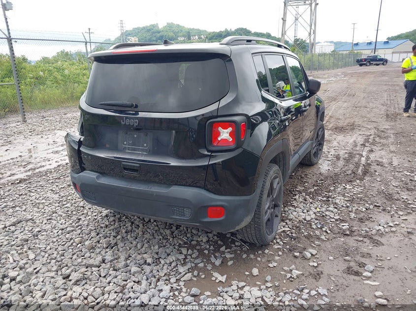 2021 Jeep Renegade VIN ZACNJDBB6MPN33296 IAAI salvage auction — REAR END, Salvage Title, sold $4,500 on 2026-08-16 (photo 4)