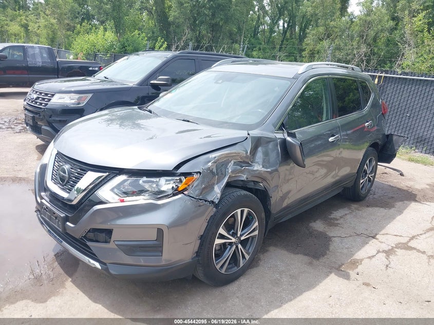 2019 Nissan Rogue VIN JN8AT2MT5KW262709 IAAI salvage auction — REAR END, Salvage (Missouri), sold $1,950 on 2026-07-22 (photo 2)