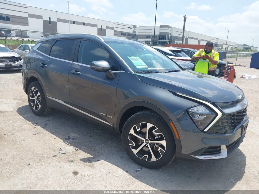2023 Kia Sportage VIN KNDPVCAG5P7077705 IAAI salvage auction — REAR END, Salvage (Texas), sold $12,000 on 2026-07-21 (photo 1)