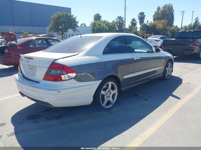 2006 Mercedes-benz Clk-class VIN WDBTJ75H86F191298 IAAI salvage auction — REAR END, Salvage (California), sold $250 on 2026-07-29 (photo 4)
