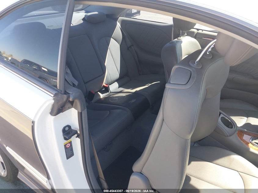 2006 Mercedes-benz Clk-class VIN WDBTJ75H86F191298 IAAI salvage auction — REAR END, Salvage (California), sold $250 on 2026-07-29 (photo 8)