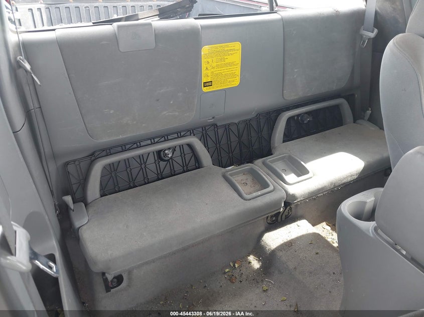 2008 Toyota Tacoma VIN 5TETU62N78Z563684 IAAI salvage auction — ROLLOVER, Rebuildable (Florida), sold $2,400 on 2026-07-20 (photo 8)