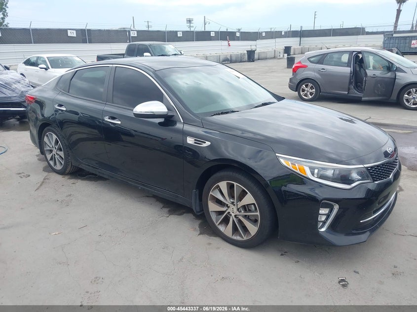 2018 Kia Optima VIN 5XXGT4L36JG253326 IAAI salvage auction — NORMAL WEAR, Clear - Dealer Only (California), sold $3,850 on 2026-07-29 (photo 1)