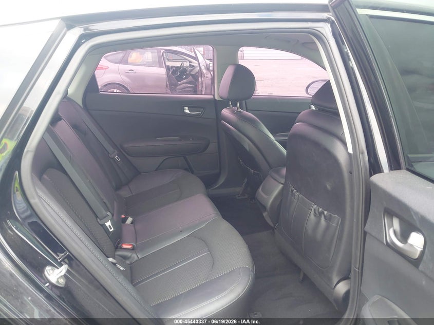 2018 Kia Optima VIN 5XXGT4L36JG253326 IAAI salvage auction — NORMAL WEAR, Clear - Dealer Only (California), sold $3,850 on 2026-07-29 (photo 8)